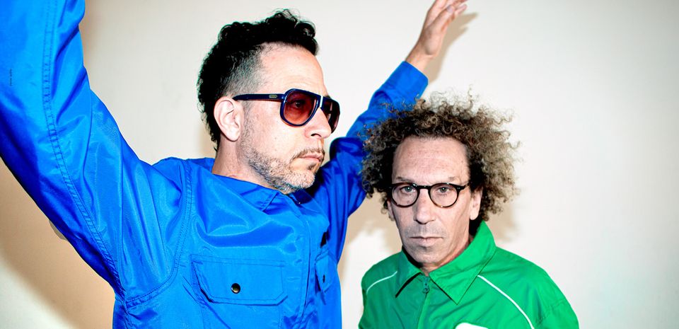 סיפורים במונו – בבית אבי חי | יואב קוטנר פוגש את להקת ג’ירפות