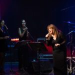 לגעת בזמן - להיטי שנות השישים, שבעים ושמונים
